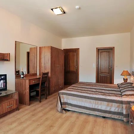 Appartement Deluxe In Stoykite