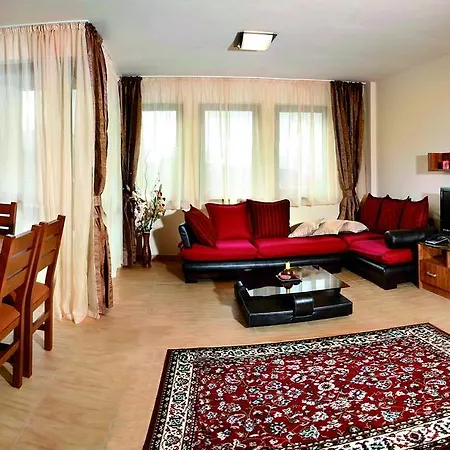 Deluxe In Stoykite Appartement