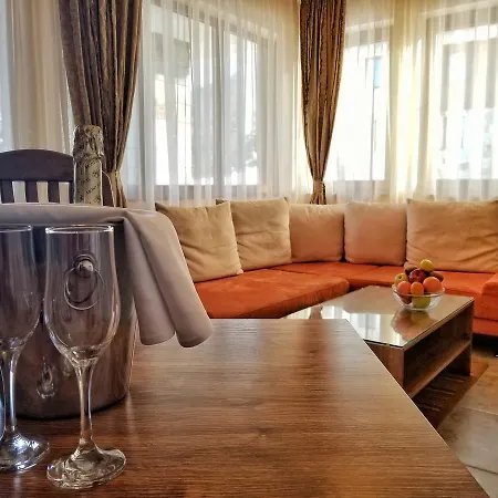 Deluxe In Stoykite * Пампорово