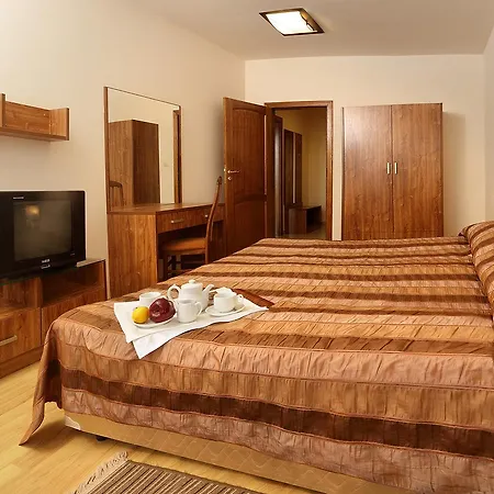 Deluxe In Stoykite Daire Pamporovo